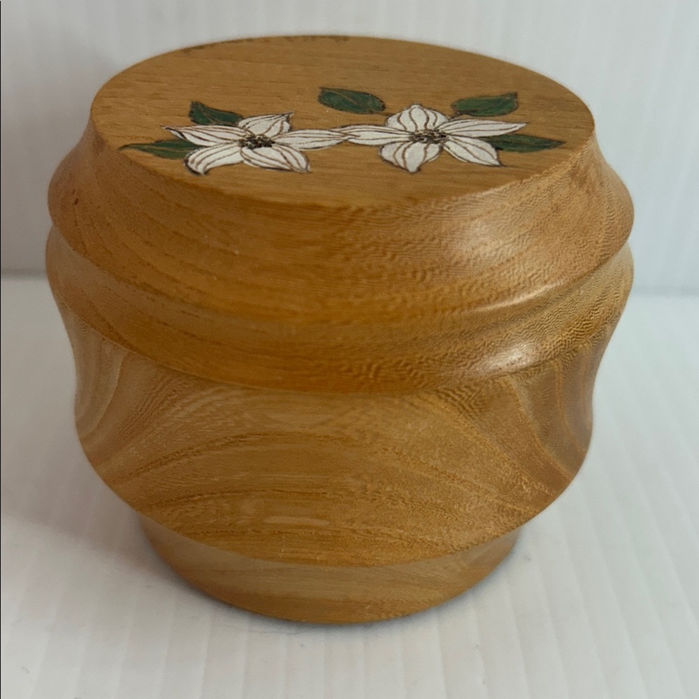 Pacific Dogwood Small Wood Covered box Vernon BC